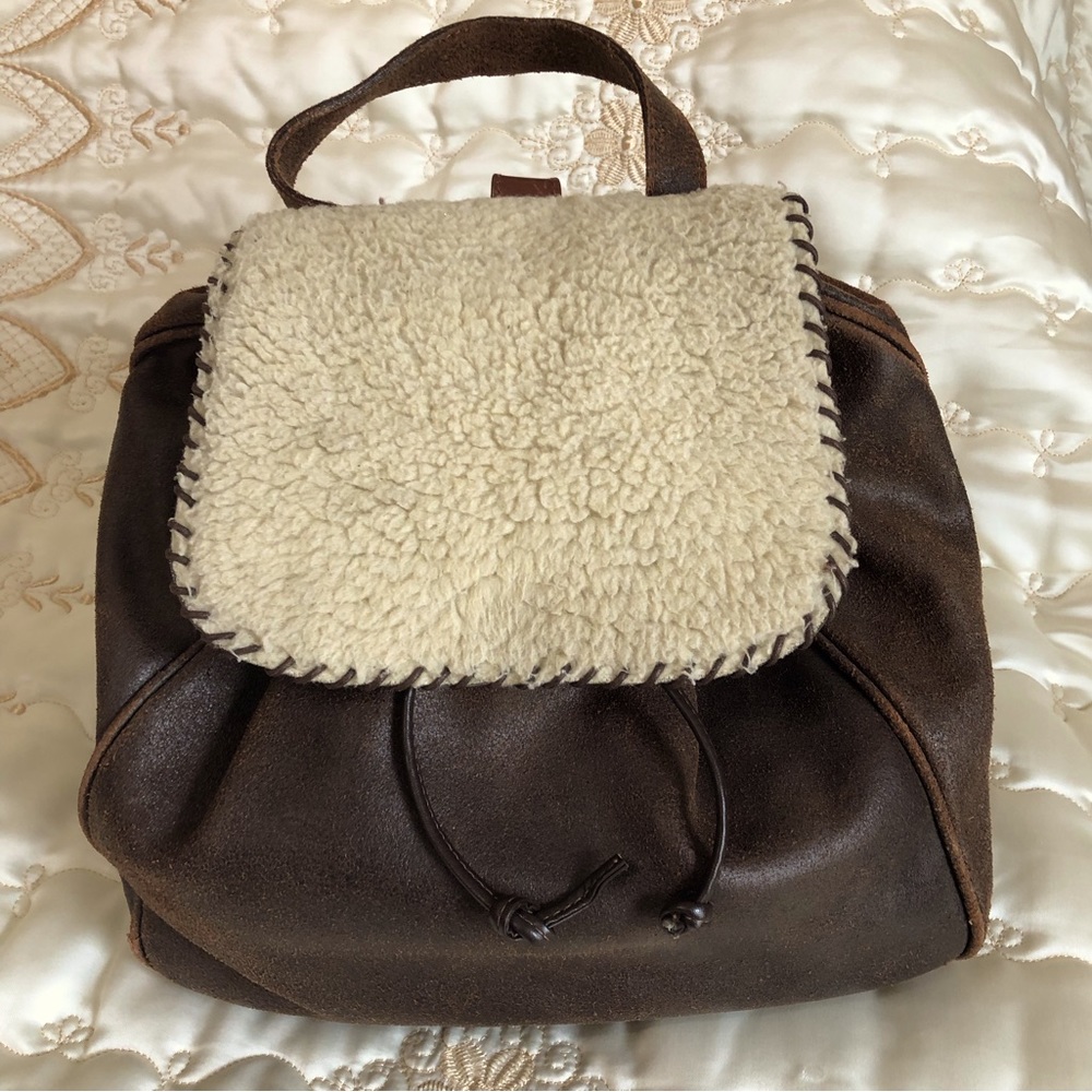 Made in Italy Brown Genuine distressed Leather Sherpa Sherling Flap Backpack